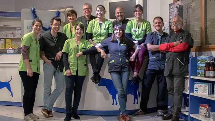 l'équipe veterinaire et assistant spécialisés Arcadia